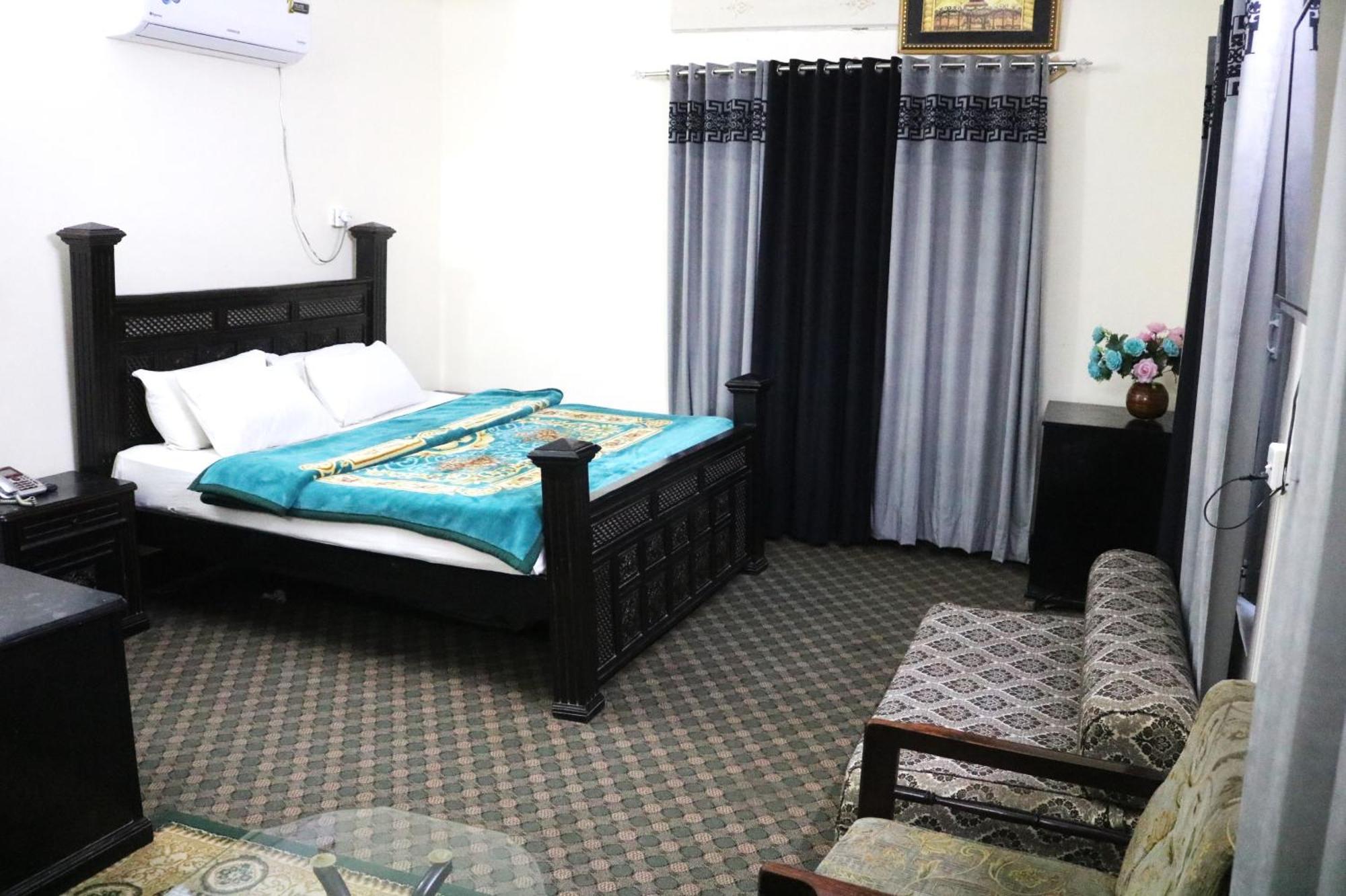 The City Lodge İslamabad Dış mekan fotoğraf